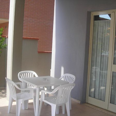C.A.V. Residenza Prisco Aparthotel Marina di Grosseto Eksteriør bilde